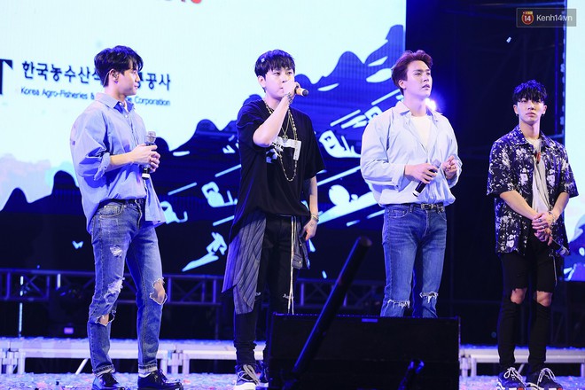 K-Food Fair 2018: Highlight bất ngờ diễn lại hit từ thời còn là B2ST, fanchant nổi da gà! - Ảnh 45.