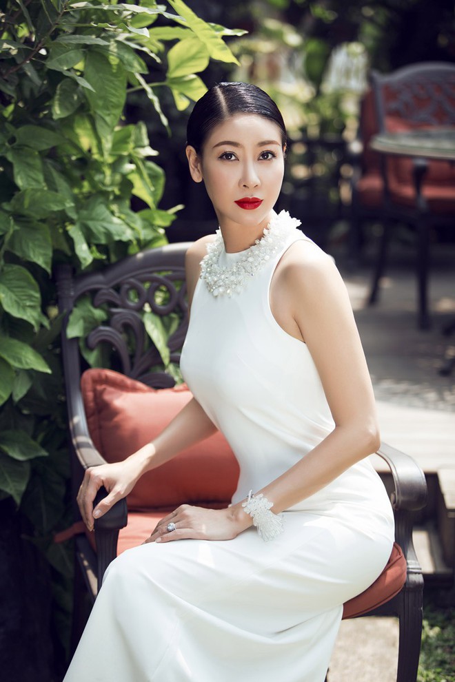 Lộ diện mảnh ghép cuối cùng trong bộ ba người đẹp ngồi ghế giám khảo Hoa hậu Việt Nam 2018 - Ảnh 1.
