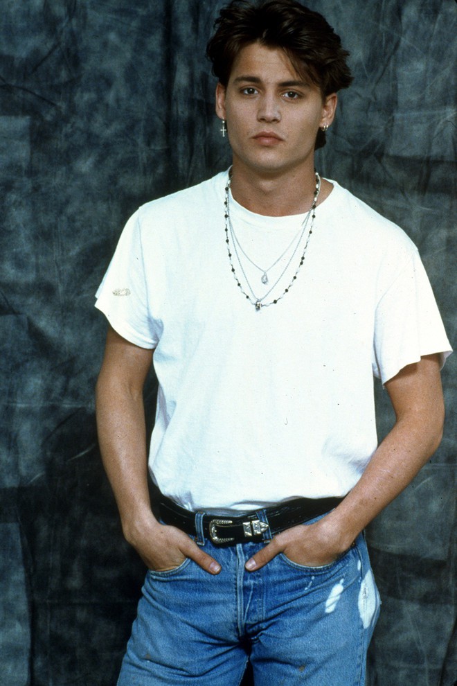 A series of immaculately beautiful photos of Johnny Depp in his youth that made many girls' hearts skip a beat - Photo 4.