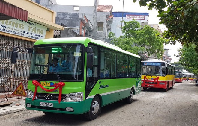 Hà Nội sẽ thí điểm mở 3 tuyến mini buýt trong năm 2018 - Ảnh 1.