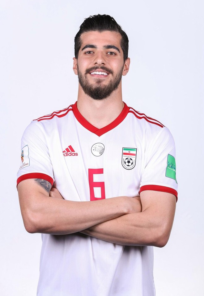 D&agrave;n tuyển thủ Iran như người mẫu n&agrave;y đang g&acirc;y sốt ở World Cup 2018 - Ảnh 11.