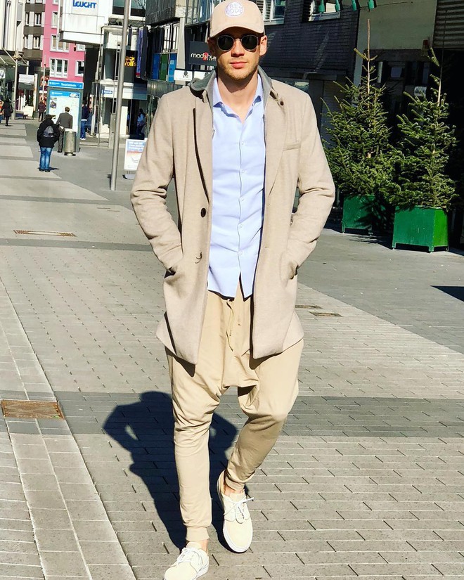 Ăn mặc bảnh bao, thần thái xuất sắc: Tiền vệ đội tuyển Đức chính là crush mới của hội fan girl xuyên lục địa - Ảnh 3.