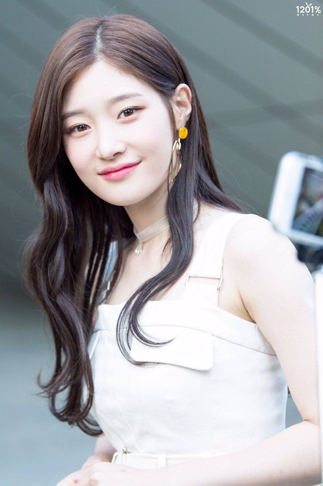 Những mỹ nh&acirc;n thừa nhận dao k&eacute;o hiếm c&oacute;: Kh&ocirc;ng những kh&ocirc;ng bị n&eacute;m đ&aacute; m&agrave; c&ograve;n được t&ocirc;n vinh v&igrave; qu&aacute; đẹp - Ảnh 33.