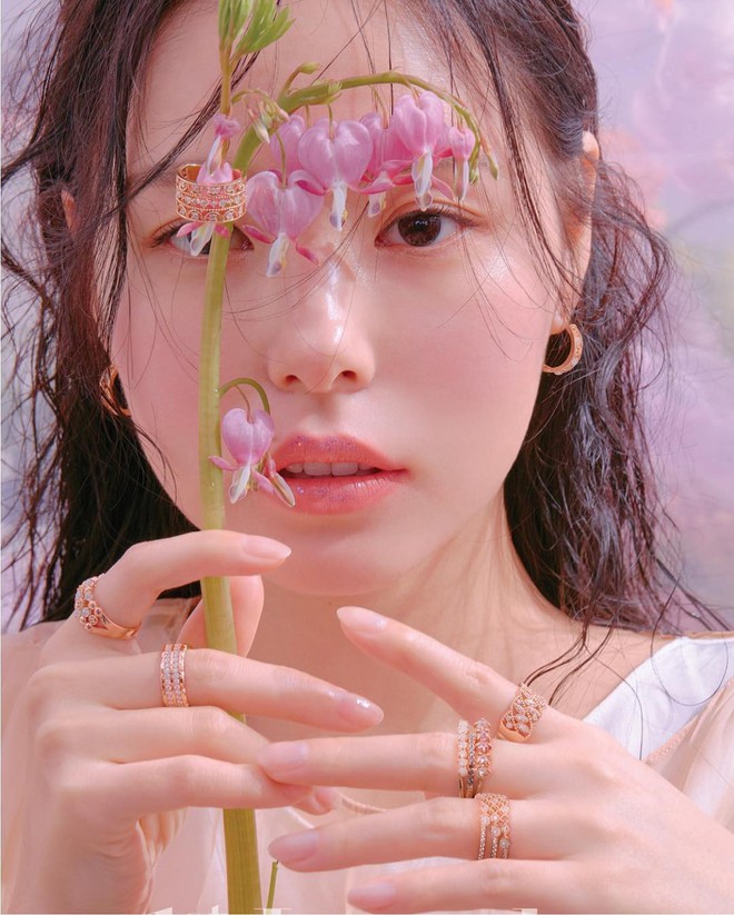 Những mỹ nh&acirc;n thừa nhận dao k&eacute;o hiếm c&oacute;: Kh&ocirc;ng những kh&ocirc;ng bị n&eacute;m đ&aacute; m&agrave; c&ograve;n được t&ocirc;n vinh v&igrave; qu&aacute; đẹp - Ảnh 15.