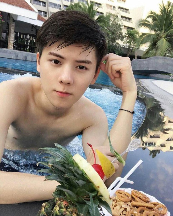 Đỉnh cao Fanboy: Mê Sehun (EXO) đến nỗi thấy mình giống như anh em sinh đôi của thần tượng - Ảnh 4.