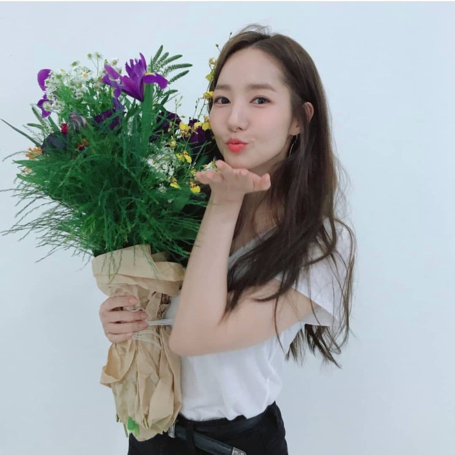 Park Min Young làm đẹp tự nhiên mà cô gái nào cũng nên học hỏi - Ảnh 9.