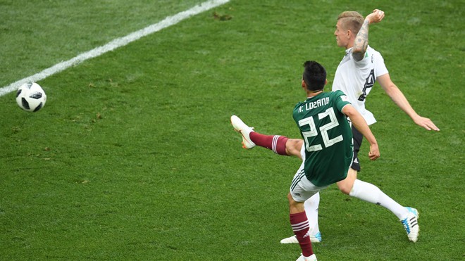Fan nữ Mexico lấn át nhan sắc Đức trên khán đài World Cup 2018 - Ảnh 10.