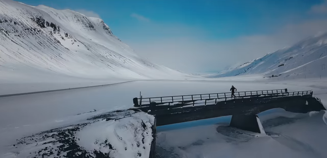 Dấu ấn điện ảnh của thủ môn Iceland, người vừa khiến Messi tắt điện ở World Cup 2018 - Ảnh 8.