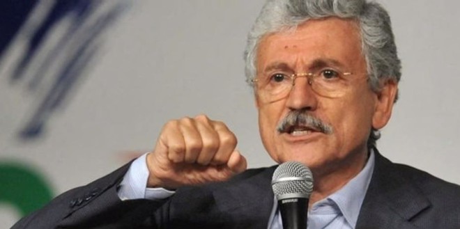 Loạt scandal xấu t&iacute;nh khiến c&aacute;c sao sụp đổ h&igrave;nh tượng thi&ecirc;n thần th&aacute;nh thiện d&agrave;y c&ocirc;ng x&acirc;y dựng - Ảnh 9.