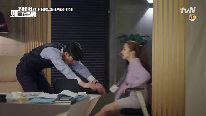 Đang hôn nhau, Park Seo Joon - Park Min Young hỏng chuyện đại sự vì tai nạn khó đỡ - Ảnh 3.