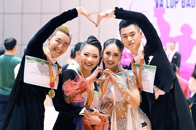 Kiện tướng dancesport xinh đẹp được lòng fan bóng đá khi bình luận World Cup trên sóng truyền hình - Ảnh 3.