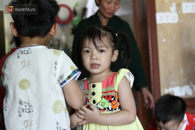 Về thăm Đinh Hữu Dư sau 8 tháng lũ dữ Yên Bái cuốn anh đi: Tìm thấy những trang nhật ký tuổi 20 của chàng phóng viên bạc mệnh - Ảnh 4.