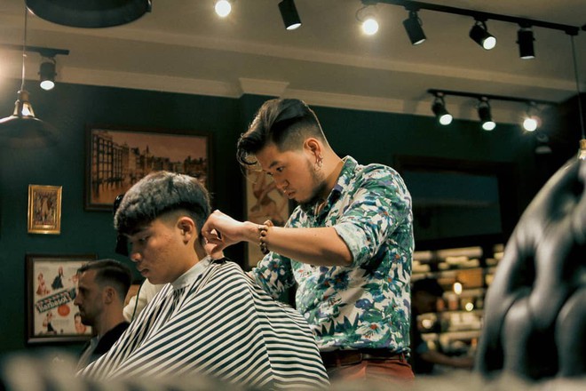 Ở Sài Gòn, nhất định phải thử ghé qua 3 tiệm này cắt tóc để trải nghiệm văn hoá quý ông  - Ảnh 5.