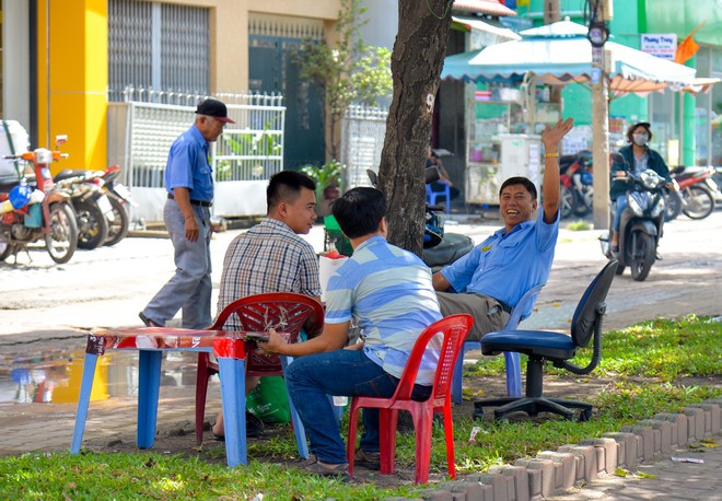 Người S&agrave;i G&ograve;n th&iacute;ch th&uacute; với d&agrave;n thần t&igrave;nh y&ecirc;u đi &ldquo;xế si&ecirc;u ngầu&rdquo; v&ograve;ng quanh th&agrave;nh phố - Ảnh 10.