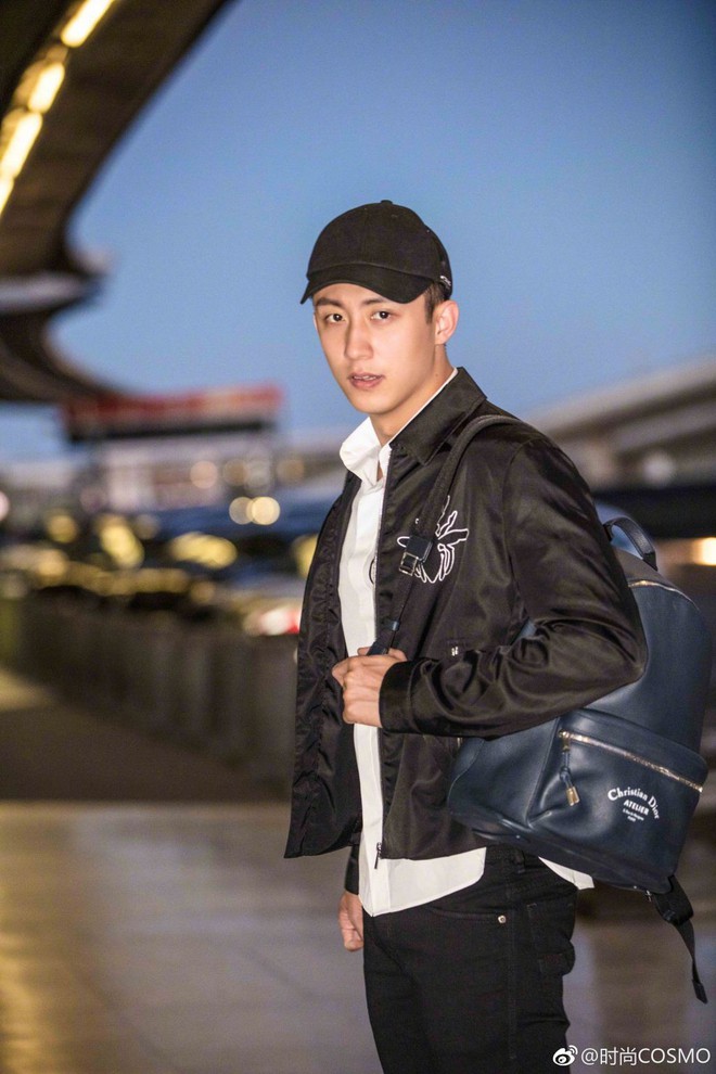 Ho&agrave;ng Cảnh Du - Hứa Nguỵ Ch&acirc;u điển trai chuẩn nam thần, c&ugrave;ng l&ecirc;n đường sang Paris dự sự kiện - Ảnh 7.