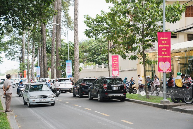 Chiều nay, 1 triệu th&iacute; sinh cả nước đ&atilde; l&agrave;m thủ tục thi THPT quốc gia 2018 - Ảnh 9.