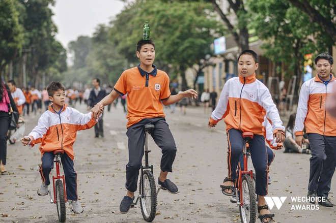 Ph&iacute;a sau h&agrave;nh tr&igrave;nh kỳ diệu của một cậu b&eacute; tự kỷ trở th&agrave;nh Kỷ lục gia xiếc Việt Nam: B&acirc;y giờ mọi người n&oacute;i thế n&agrave;o, kh&ocirc;ng quan trọng nữa! - Ảnh 5.