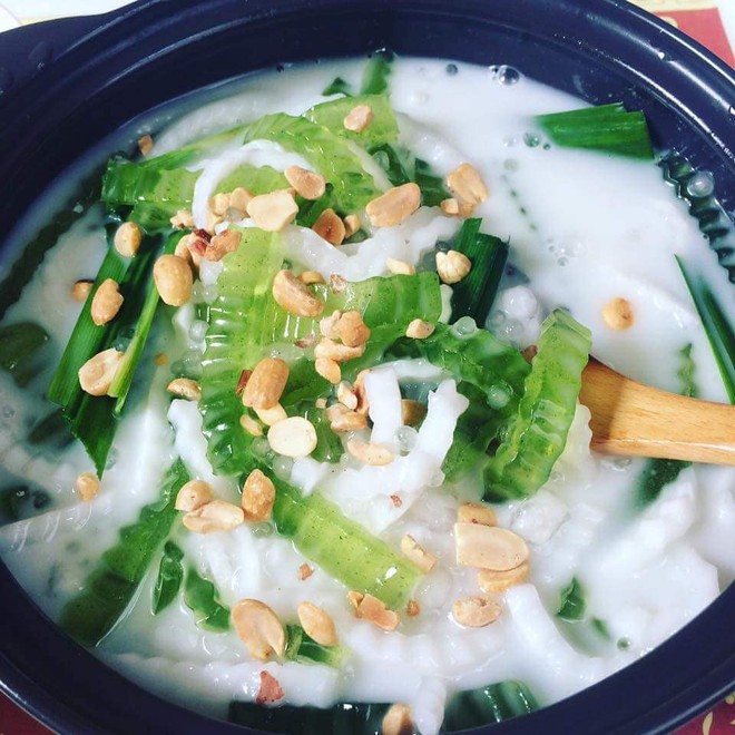 Ngoài dừa dầm Hà Nội có 3 món ăn ngon từ dừa đang làm mưa làm gió