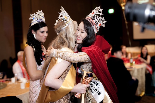 Chồng và con trai chính là động lực giúp Dương Thùy Linh đăng quang Hoa hậu Phụ nữ Toàn thế giới 2018 - Ảnh 1.