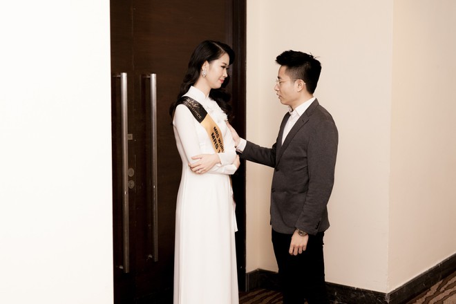 Chồng và con trai chính là động lực giúp Dương Thùy Linh đăng quang Hoa hậu Phụ nữ Toàn thế giới 2018 - Ảnh 6.