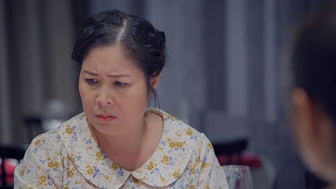 Gạo Nếp Gạo Tẻ: D&ugrave; con g&aacute;i lẻ loi trong ng&agrave;y t&acirc;n gia, b&agrave; Mai vẫn đay nghiến v&agrave; chửi rủa kh&ocirc;ng tiếc lời - Ảnh 4.