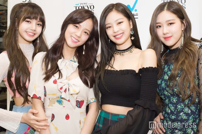 Black Pink trở th&agrave;nh girlgroup Kpop đầu ti&ecirc;n lọt Billboard Hot 100 sau 9 năm - Ảnh 1.