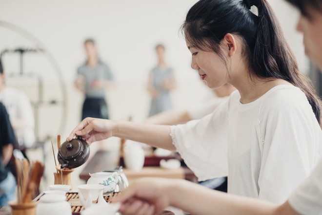 Trung Quốc mở kh&oacute;a học dạy c&aacute;c c&ocirc; g&aacute;i l&agrave;m thế n&agrave;o để trở th&agrave;nh người phụ nữ ho&agrave;n hảo - Ảnh 1.