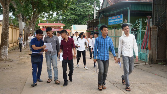 Nghệ An: Th&iacute; sinh 11 lần đi thi THPT, từng học 5 trường đại học - Ảnh 1.