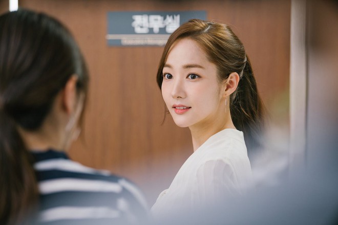 Thư Ký Kim Park Min Young: Bí mật để có màu son đẹp - Ảnh 4.