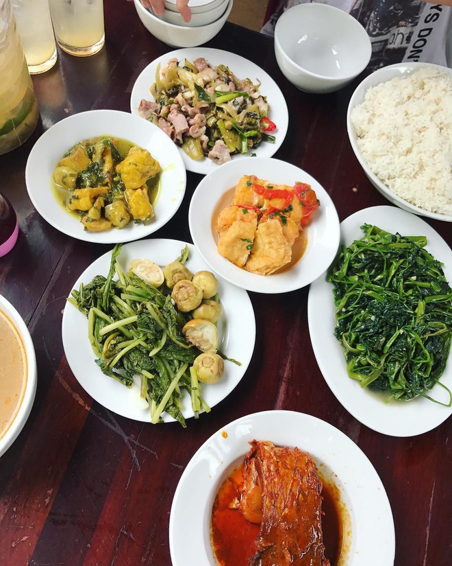 Ngoài cơm Vinh Thu thì Hà Nội còn có 4 hàng cơm bình dân nổi tiếng không kém phần - Ảnh 8.