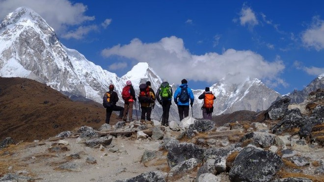 Những điều kỳ dị trên đỉnh Everest mà bạn sẽ không thể ngờ tới - Ảnh 2.