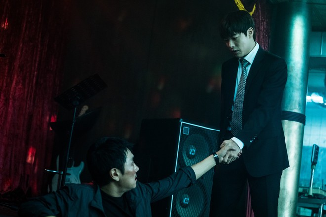 Bom tấn Believer trở thành phim Hàn hot nhất từ đầu năm đến nay - Ảnh 3.