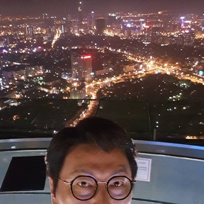 Sao Gia đ&igrave;nh l&agrave; số một, Kim Soo Ro c&ugrave;ng d&agrave;n idol Kpop dạo chơi khắp H&agrave; Nội, đến cả trường ĐH để quay show - Ảnh 14.