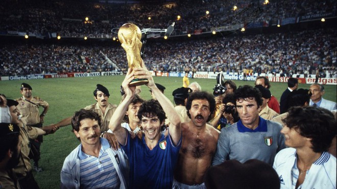 Lịch sử World Cup 1982: Italia lên đỉnh nhờ ngôi sao vừa mới ra tù Paolo Rossi - Ảnh 5.