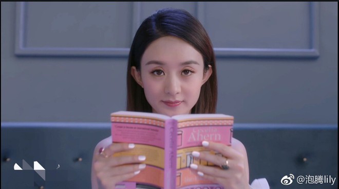 Gương mặt cứng đờ, phải chăng Triệu Lệ Dĩnh ti&ecirc;m botox qu&aacute; đ&agrave;? - Ảnh 6.