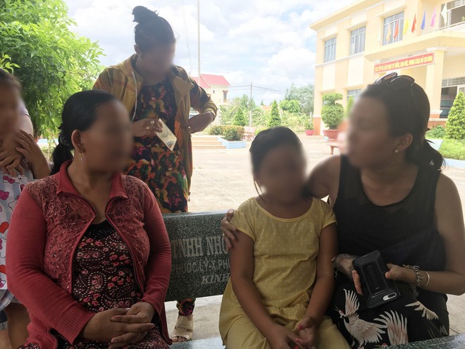B&agrave; nội b&eacute; g&aacute;i 10 tuổi nghi bị bố ruột hiếp d&acirc;m: Con b&eacute; sợ cả nh&agrave; bị bố n&oacute; giết n&ecirc;n n&agrave;o d&aacute;m kể cho ai nghe, tội nghiệp ch&aacute;u t&ocirc;i qu&aacute; - Ảnh 4.