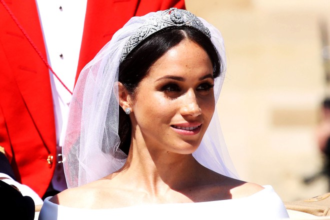 Nhờ Meghan Markle, tàn nhang lại thành hot trend: người vẽ tàn nhang lên mặt, người máu đến mức đi xăm - Ảnh 2.