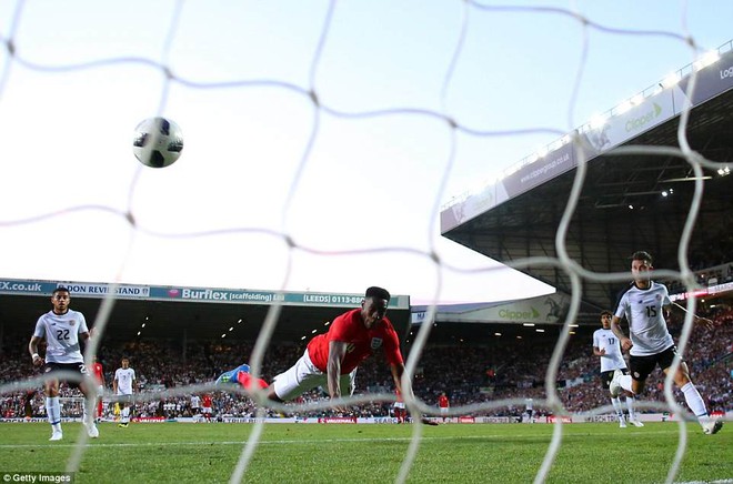 Sao trẻ Man Utd lập siêu phẩm, Tam sư thắng nhẹ trước ngày lên đường dự World Cup 2018 - Ảnh 11.