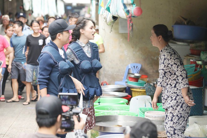 Trường Giang trêu chọc Trấn Thành: Nghệ sĩ tên tuổi cả nước ai cũng biết mà đi xin đồ - Ảnh 6.