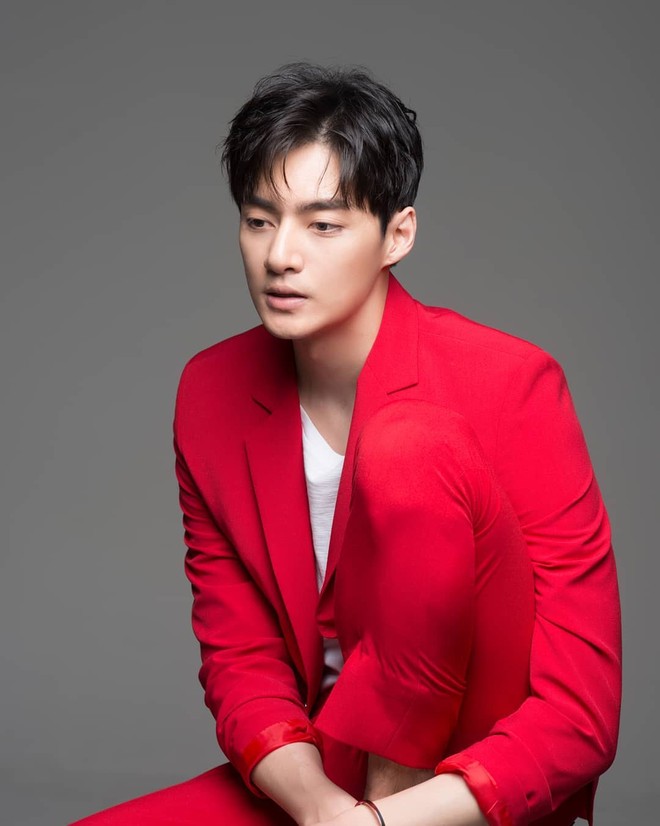 Vừa tuy&ecirc;n bố kết h&ocirc;n, nam diễn vi&ecirc;n Vườn sao băng đ&atilde; khoe ngay ảnh con g&aacute;i 2 tuổi đ&aacute;ng y&ecirc;u - Ảnh 4.