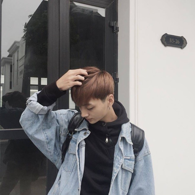 Cover lại hit mới của BTS, ch&agrave;ng trai bỗng được ch&uacute; &yacute; v&igrave; đẹp trai kh&ocirc;ng kh&aacute;c g&igrave; tiểu Soobin Ho&agrave;ng Sơn - Ảnh 14.