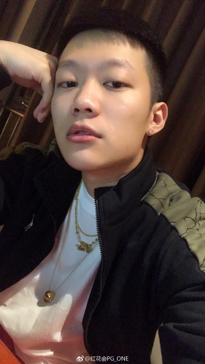Rapper k&eacute;m 13 tuổi l&agrave; ai m&agrave; khiến L&yacute; Tiểu Lộ say m&ecirc;, bỏ mặc Giả N&atilde;i Lượng để ngoại t&igrave;nh? - Ảnh 1.