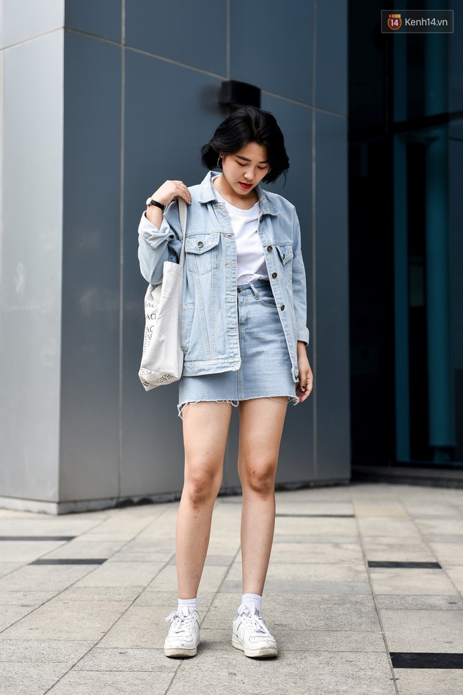 Street style 2 miền: Trời có nóng 40 độ C cũng không xi nhê gì với tinh thần ăn diện của các bạn trẻ - Ảnh 1.