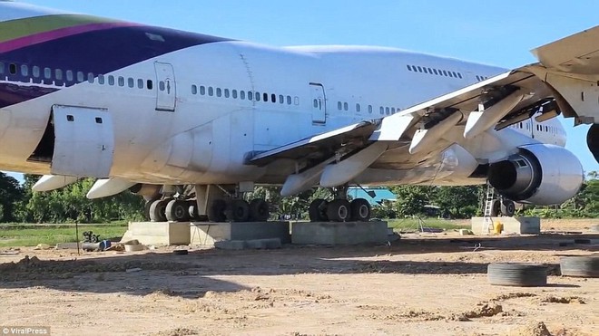 Thái Lan: Dân làng hốt hoảng khi sáng mở mắt dậy bỗng thấy chiếc máy bay Boeing đậu giữa đồng - Ảnh 3.