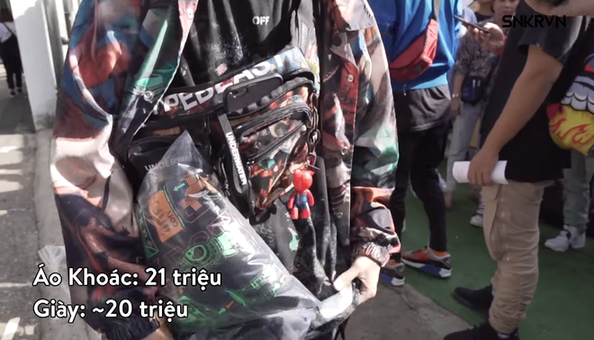 Bên lề clip khoe giá đồ tại Sneaker Fest: Các bạn trẻ Việt mặc đồ hiệu đẹp hay chưa? - Ảnh 7.