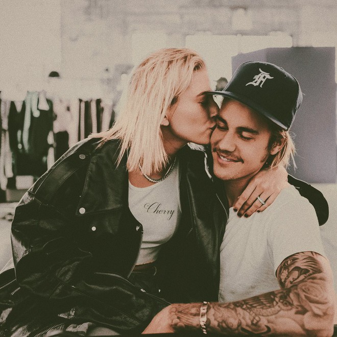 Rộ h&igrave;nh ảnh Hailey Baldwin thử v&aacute;y cưới chỉ sau 3 ng&agrave;y đ&iacute;nh h&ocirc;n với Justin Bieber v&agrave; sự thật đằng sau - Ảnh 2.