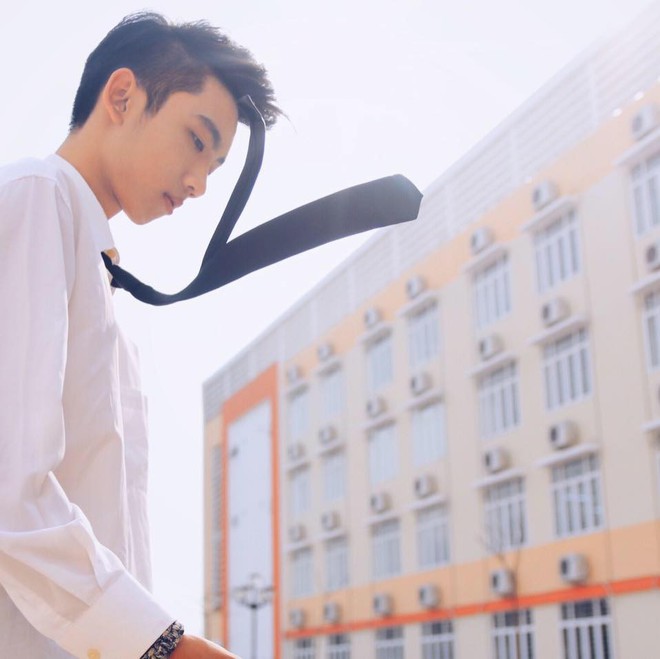 Hotboy trường THPT chuy&ecirc;n Trần Ph&uacute; khiến cư d&acirc;n mạng ng&acirc;y ngất v&igrave; vừa đẹp trai, vừa tranh luận cực đanh th&eacute;p - Ảnh 7.