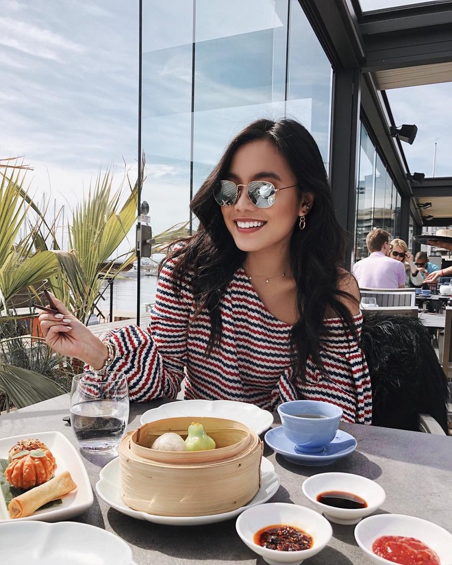 Cộng đồng Instagram Việt đang dậy s&#243;ng v&#236; chị em g&#225;i gốc Việt vừa xinh đẹp, vừa sang chảnh v&#224; đa t&#224;i - Ảnh 9.