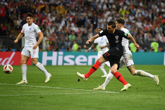 Cầu thủ Anh bật kh&#243;c tức tưởi sau trận thua ngược Croatia, mất v&#233; v&#224;o chung kết World Cup 2018 - Ảnh 6.
