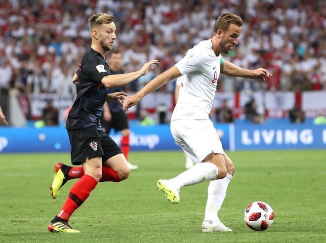 Cầu thủ Anh bật kh&#243;c tức tưởi sau trận thua ngược Croatia, mất v&#233; v&#224;o chung kết World Cup 2018 - Ảnh 2.